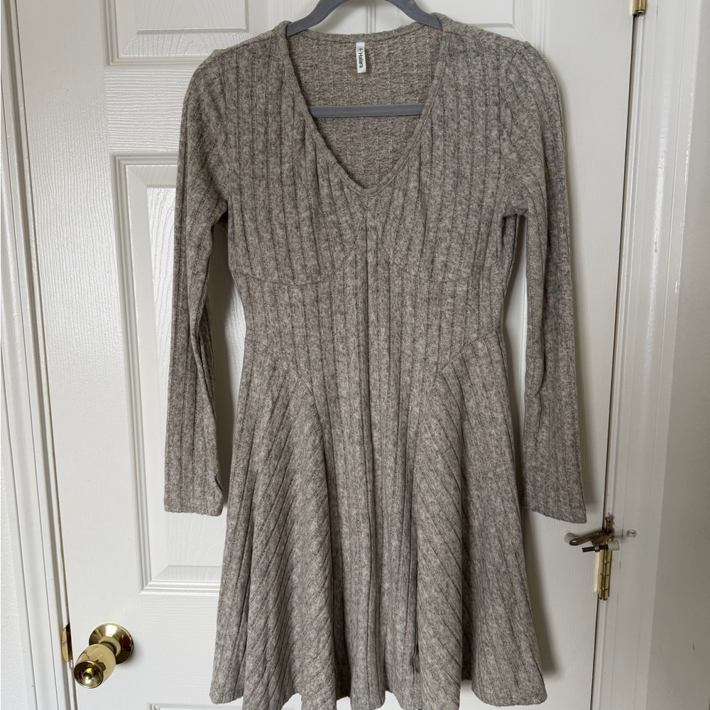 HALARA Gray Ribbed Knit Dress